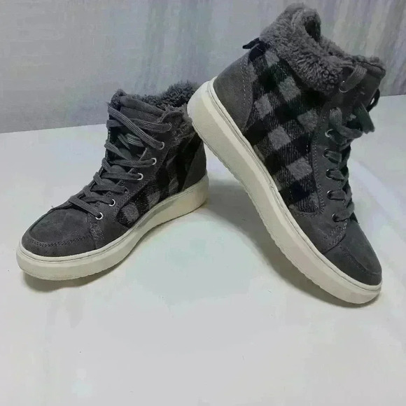 Mark Fisher Fellow faux  fur checkered lace up boots. Ladies size 8.5 - Picture 1 of 10